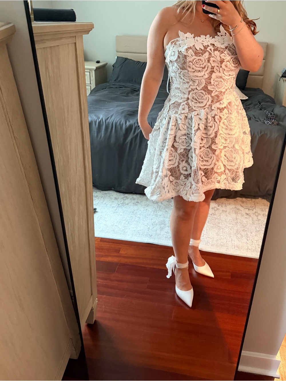 Lovers and friends white mini dress - Picture 3 of 3
